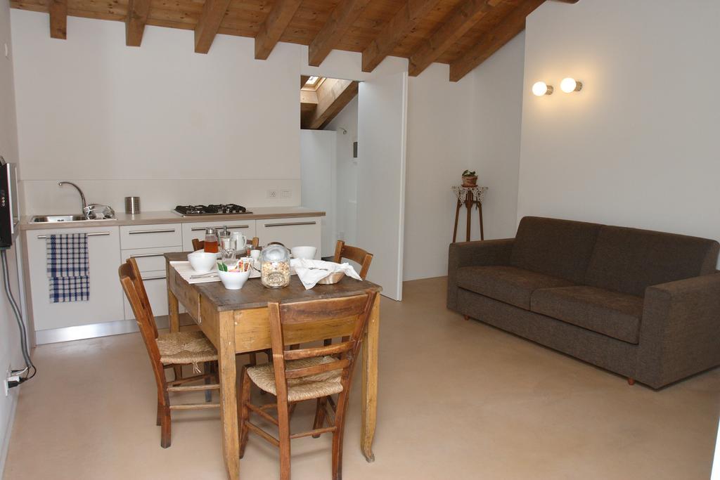 Casa Ester Фелтре Екстериор снимка